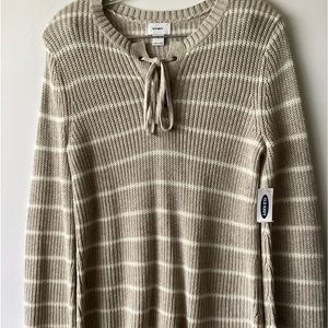 Old Navy long sleeve pullover sweater